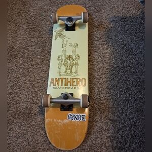 The Anti Hero Skateboards Oblivion Mini 7.5"×31.5"